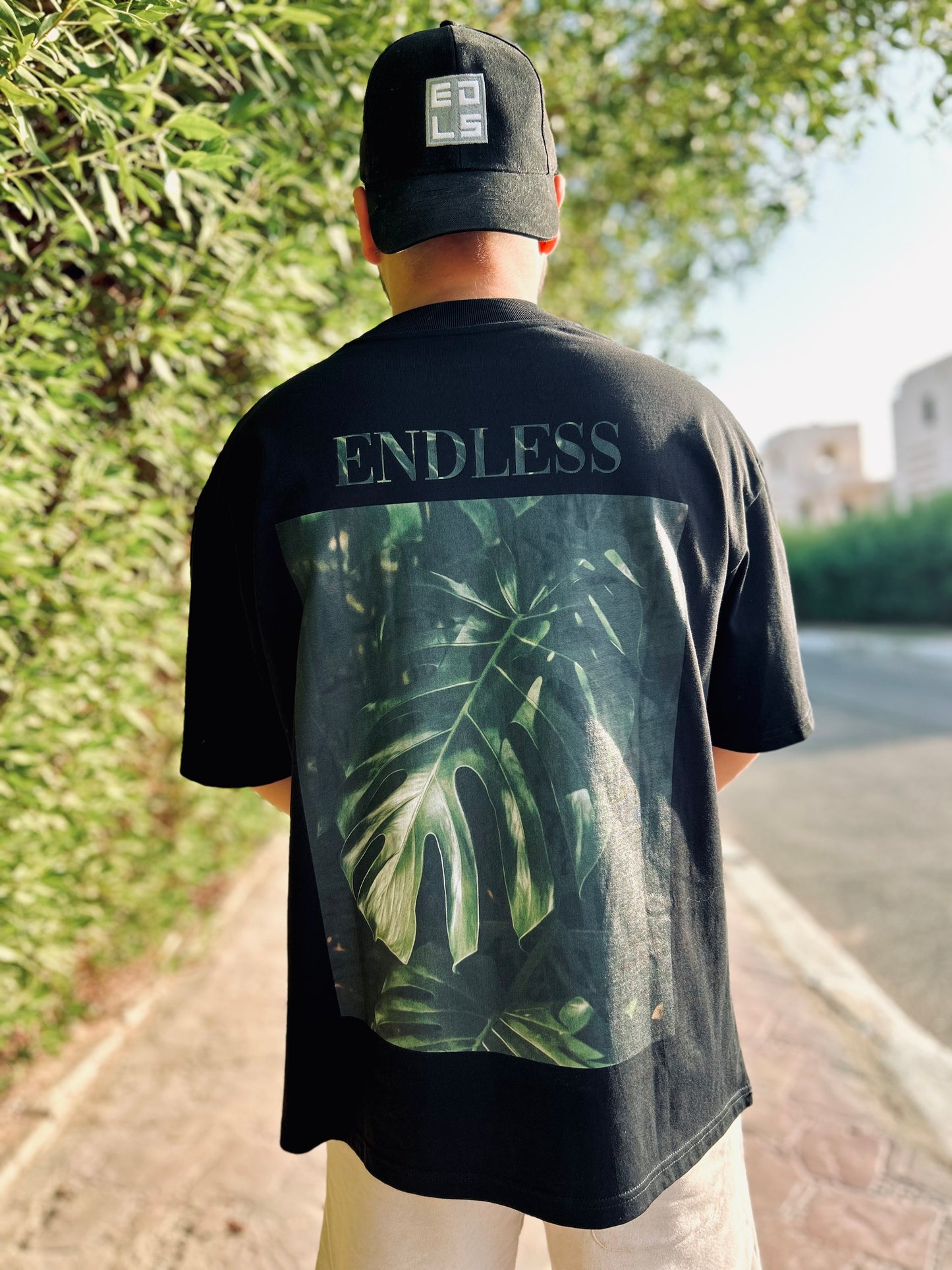 Endless Plant T-Shirt (Oversize) B/W