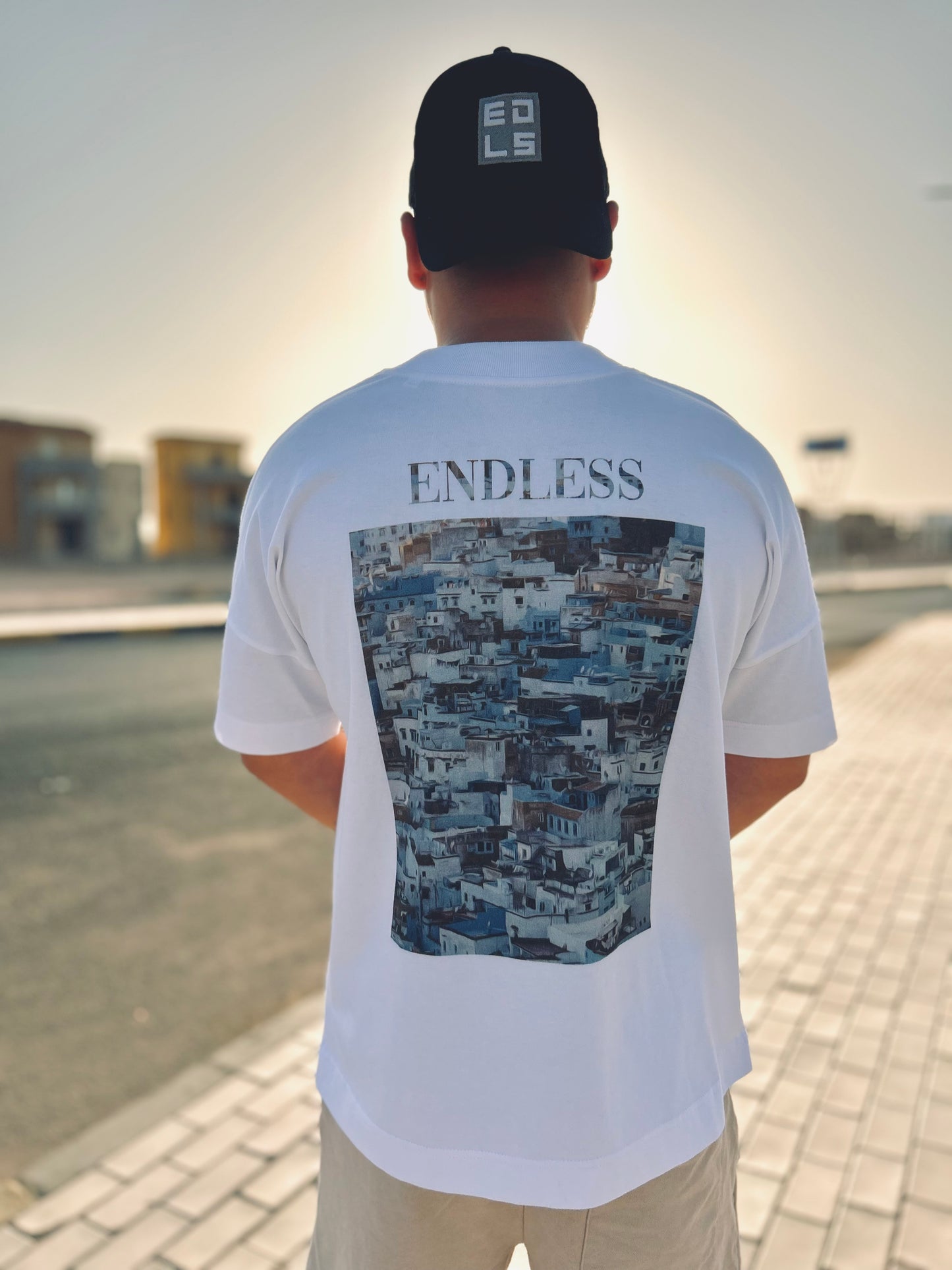 Endless Village T-Shirt (Oversize) B/W